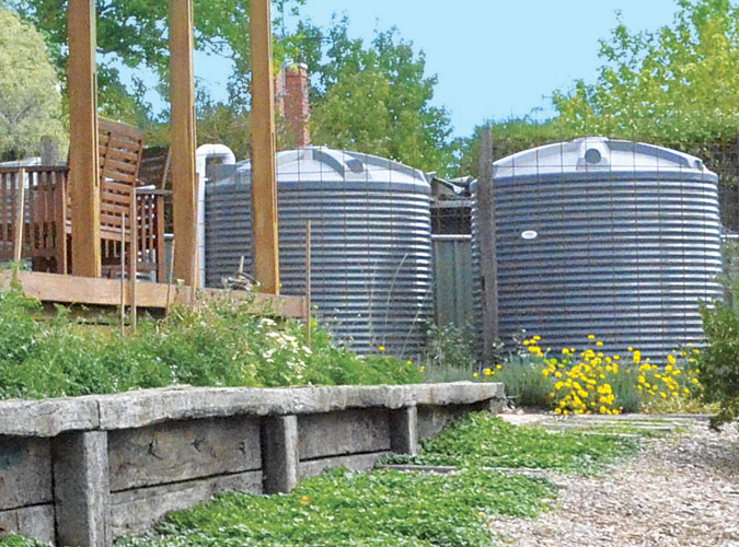water storage tanks